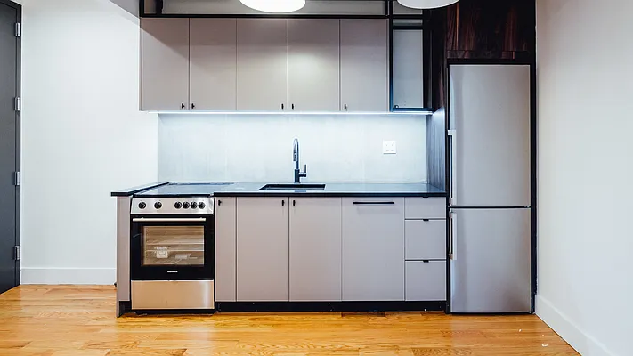 Rented by Nooklyn NYC LLC | media 22