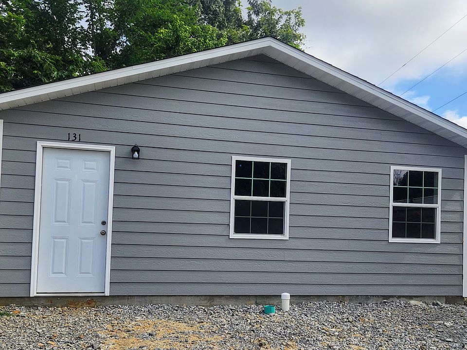 1st image of 131 Ellis Ave