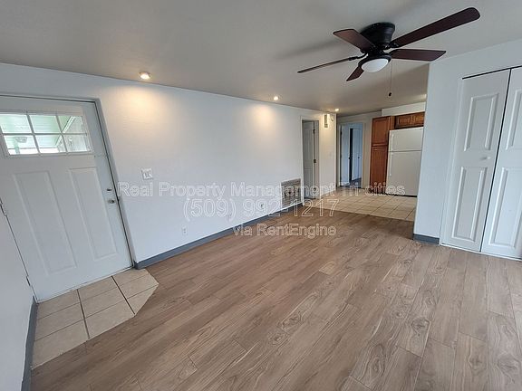3rd image of 1416 N 14th Ave APT B