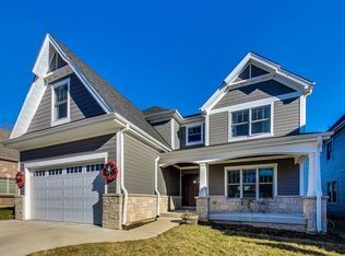165 S Grace Ave, Elmhurst, IL 60126