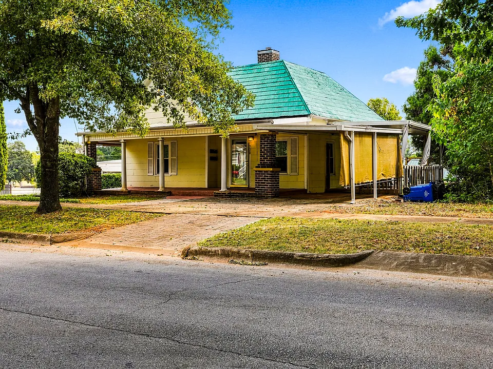 728 Mobile St #A & B