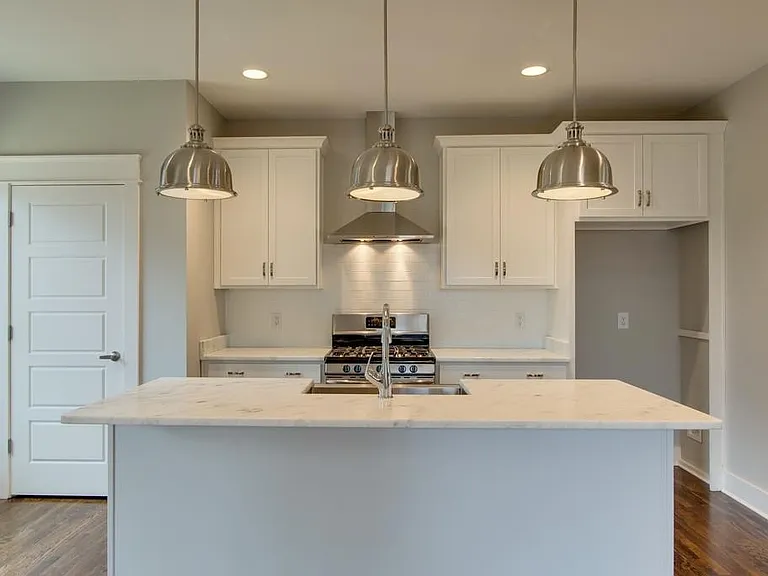 942B Strouse Ave #B — Photo 10