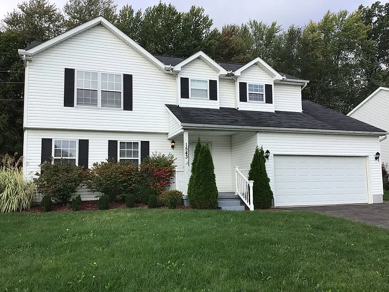 1543 Windsong Dr — Photo 1