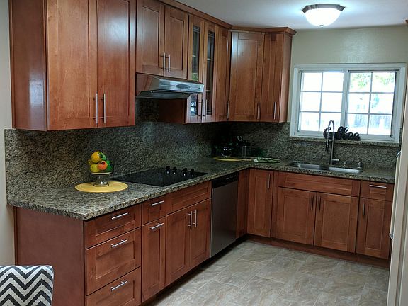 5th image of 3639 Macgregor Ln #X