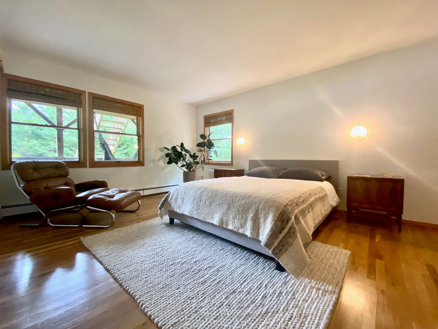 Downstairs Queen Suite