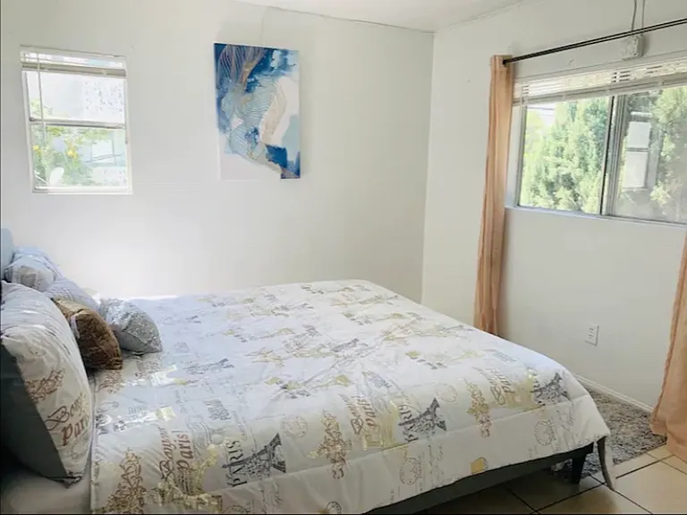 6056 Fountain Ave — Photo 13