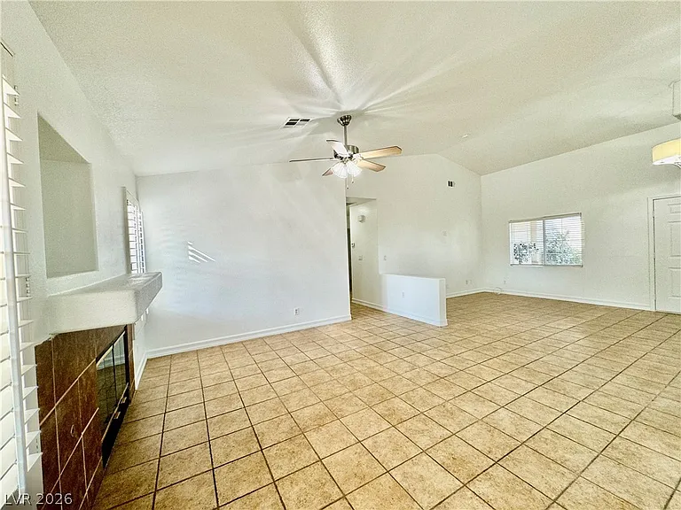 4544 Crimson Leaf Dr — Photo 5