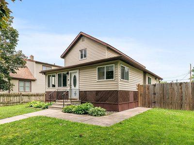 608 S 2nd St, La Crescent, MN, 55947