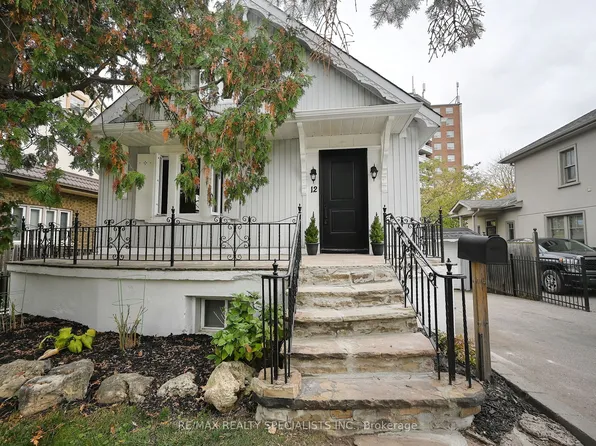 12 Elizabeth St S, Brampton, ON L6Y 1P8