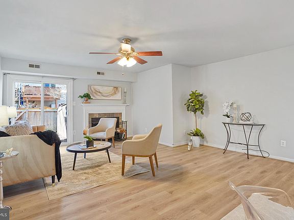 4th image of 4134 Placid Lake Ct #60C