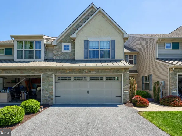 9 Rebecca Dr, Denver, PA 17517