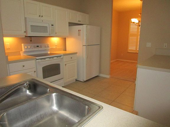 5th image of 440 N Airport Rd