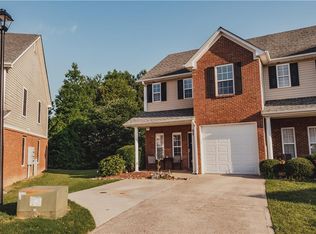 62 Eagle Glen Dr, Cartersville, GA 30121