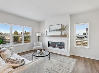 574 Buss Rd, Cottage Grove, WI 53527