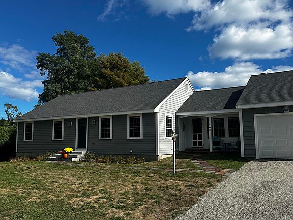 2nd image of 16 Marsh View Avenue