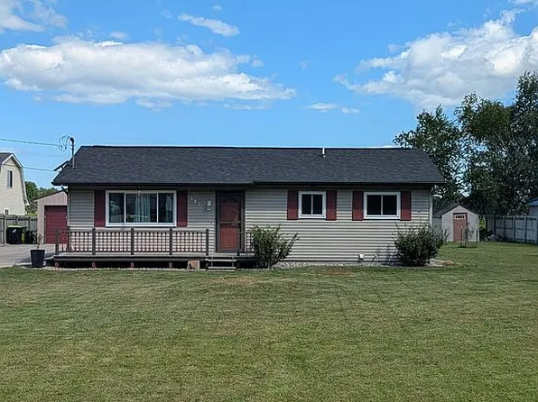 567 S Eleven Mile Rd, Linwood, MI 48634