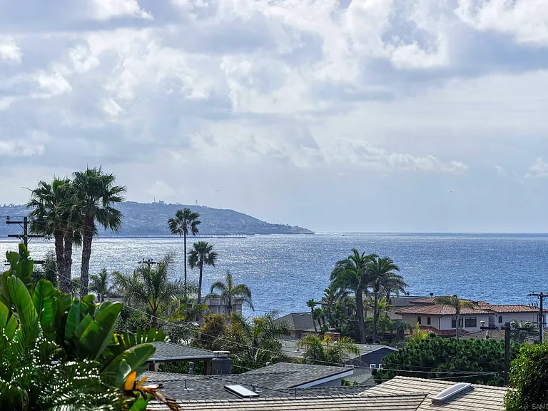 5430 La Jolla Blvd #C202 — Photo 12