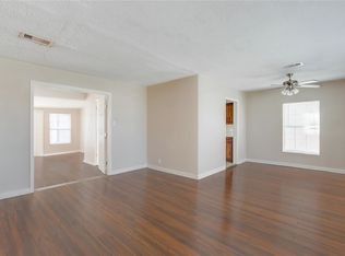 1427 W 6th St, Freeport, TX 77541