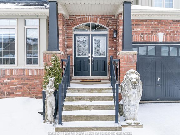 3rd image of 27 Marks Rd