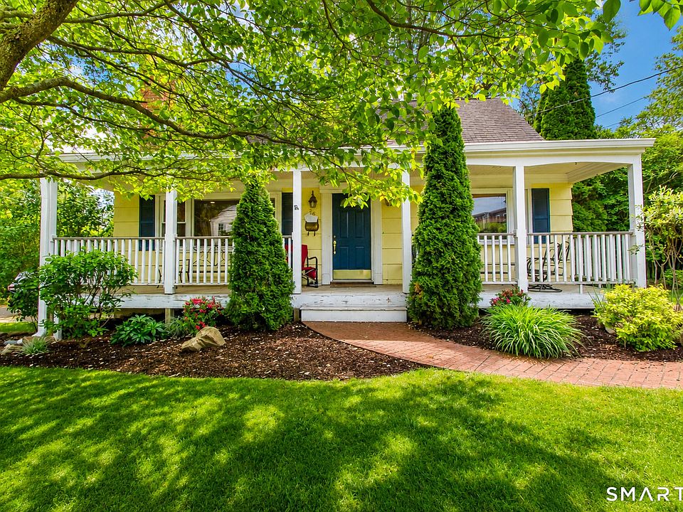 1st image of 28 Raymonds Drive