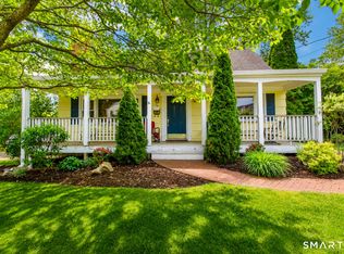 28 Raymonds Drive, Fairfield, CT 06824
