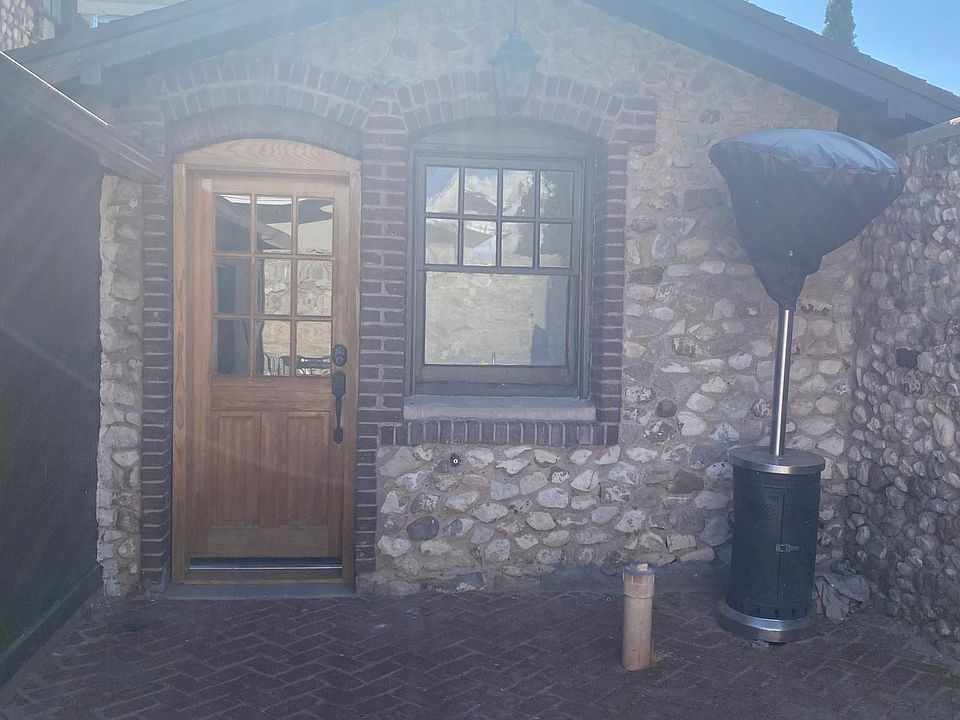 1st image of 1702 N Raynor St #B