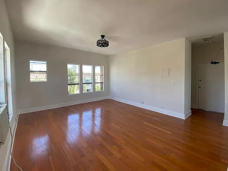Normandie Hollywood, LLC — Photo 39
