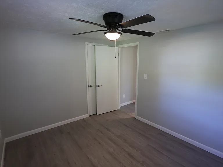 617 Crill Ave — Photo 12