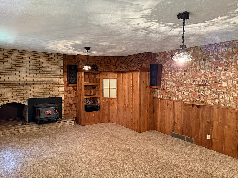 2903 W 21st St — Photo 16