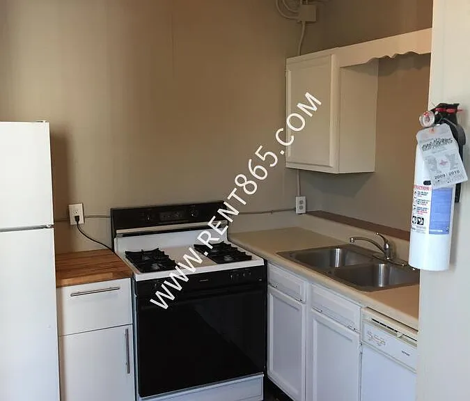1312 Laurel Ave #4 — Photo 4