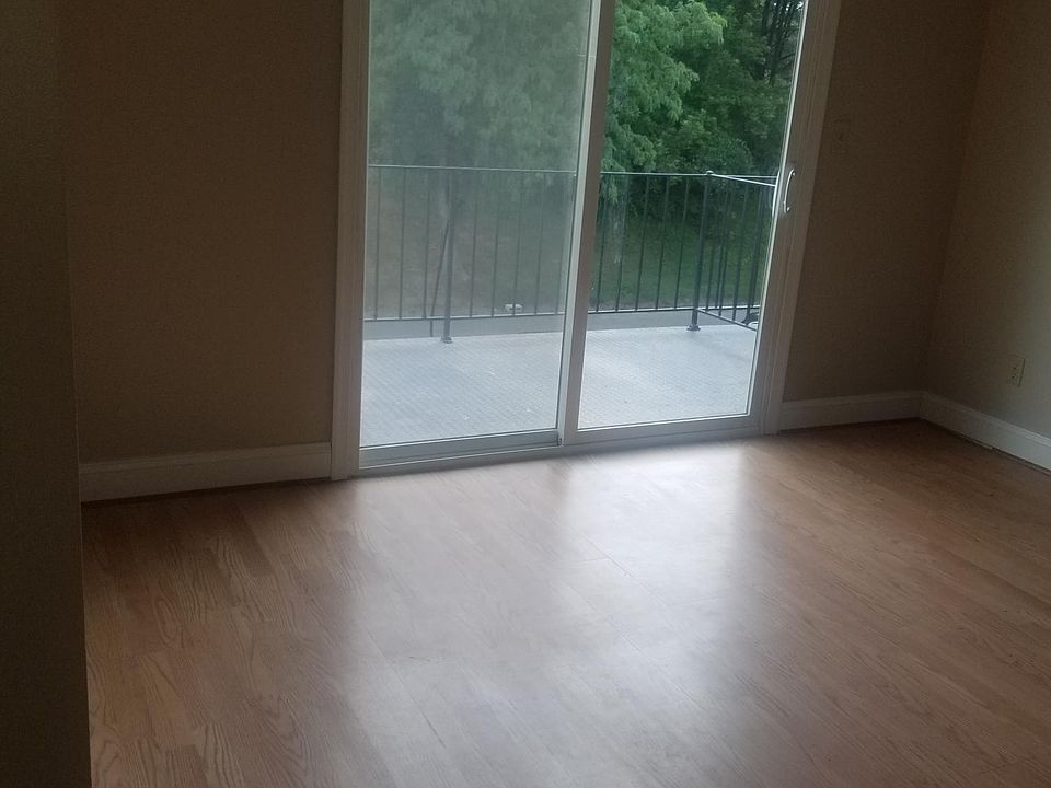 2nd image of 7071 Jennifer Way #4C