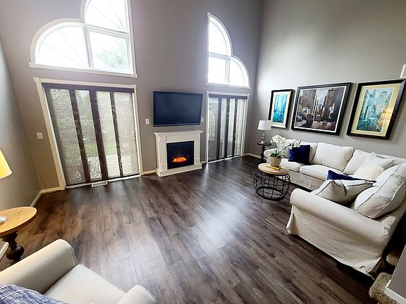 5th image of 19345 Cormoy Ln