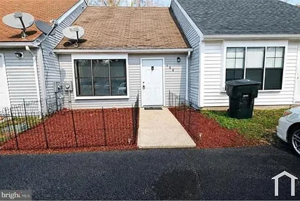139 Spruance Rd — Photo 8
