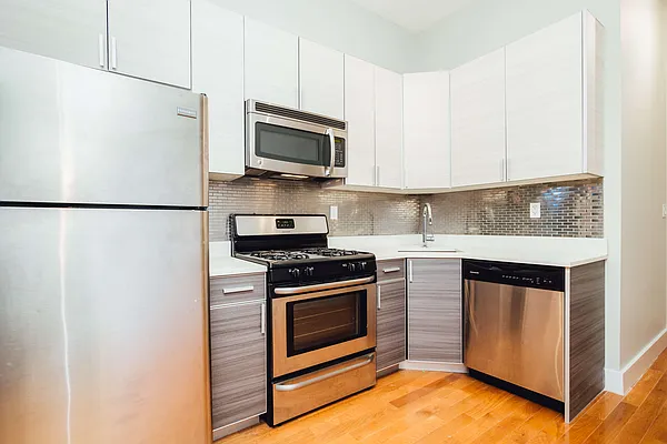 Rented by Nooklyn NYC LLC | media 5