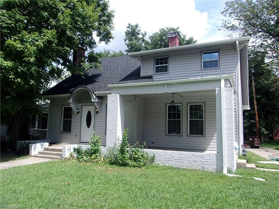 2nd image of 818 Circle Dr