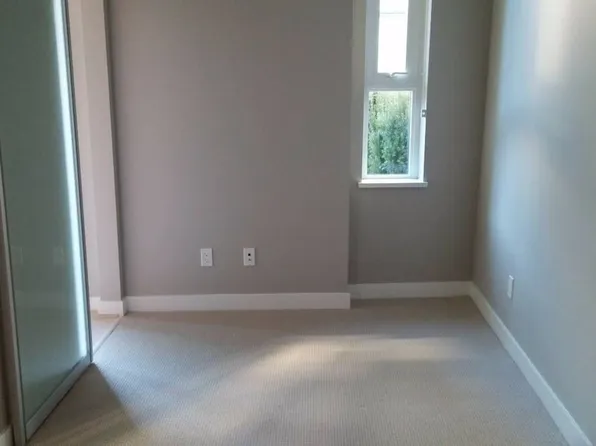 4539 Cambie St #103, Vancouver, BC V5Z 0G6