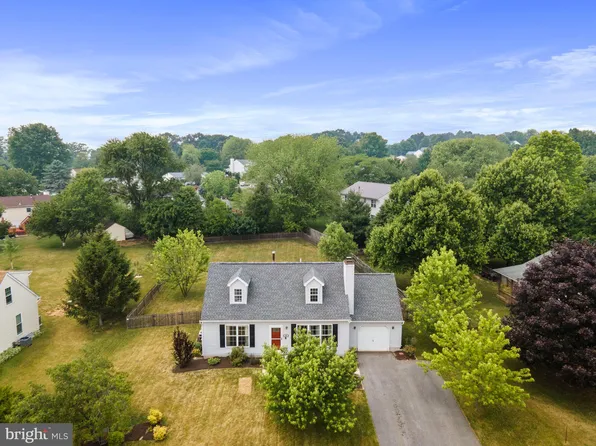 10 Cypress Point Rd, Felton, PA 17322