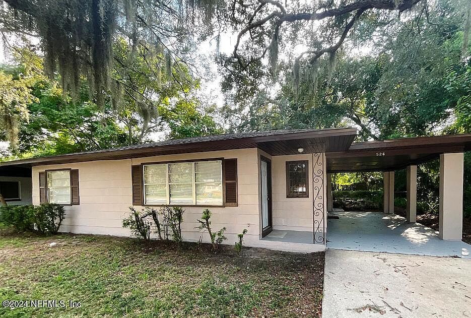 1st image of 526 WHITE Street