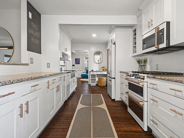 809 Virginia Ave — Photo 9