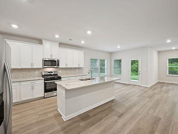 The Sherwood floorplan with the Elemental White interior package.