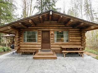 7581 Olsen Dr, Glacier, WA 98244