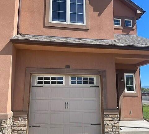 4th image of 612 W 24th St
