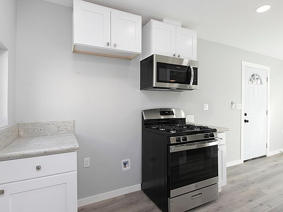5th image of 3745 Boundary St #3