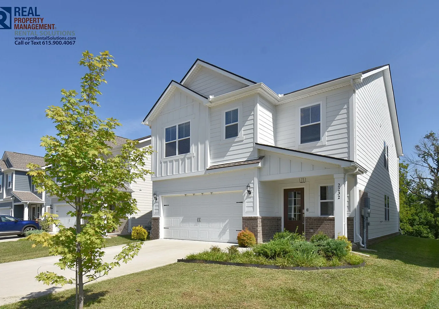 Gorgeous and modern 5 bd 3 ba home in Smyrna! Neighborhood pool and playground! — Photo 2