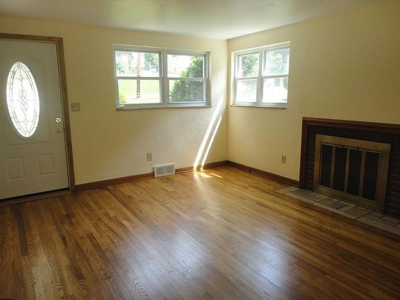 3rd image of 3347 Altherton Dr