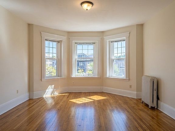 4th image of 1177 Commonwealth Ave APT 6
