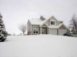 5923 Preservation Dr, Hamilton, MI 49419