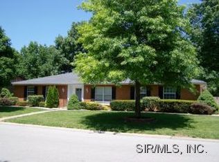 7 Marilyn Cir, Fairview Heights, IL 62208