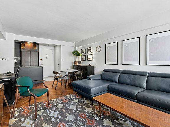 4th image of 120 E 36th St APT 9E