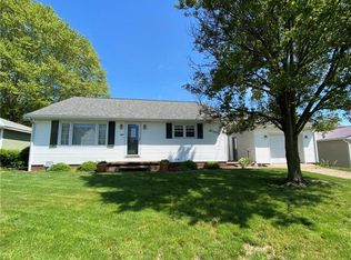 1869 Paradise St SE, East Sparta, OH 44626